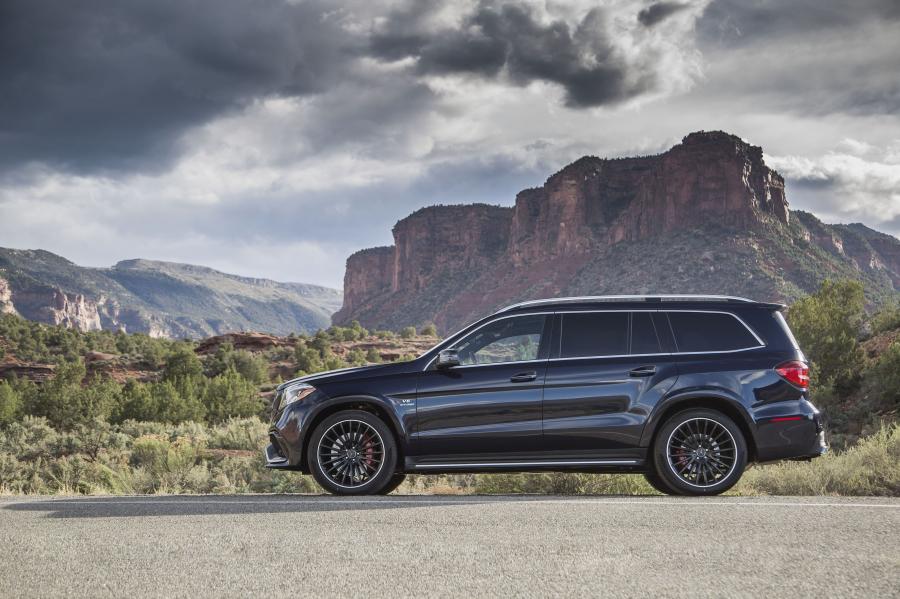  Mercedes-AMG GLS63 4Matic 2016 года  (US) (фото 6 из 30)